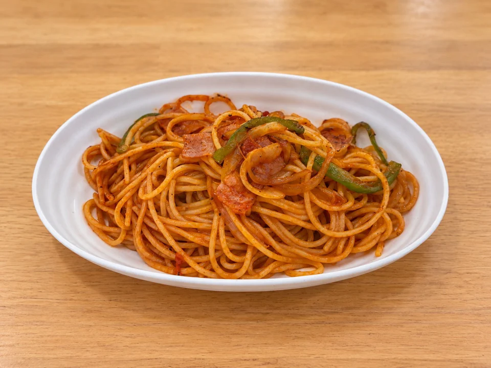 ナポリタンの盛り付け